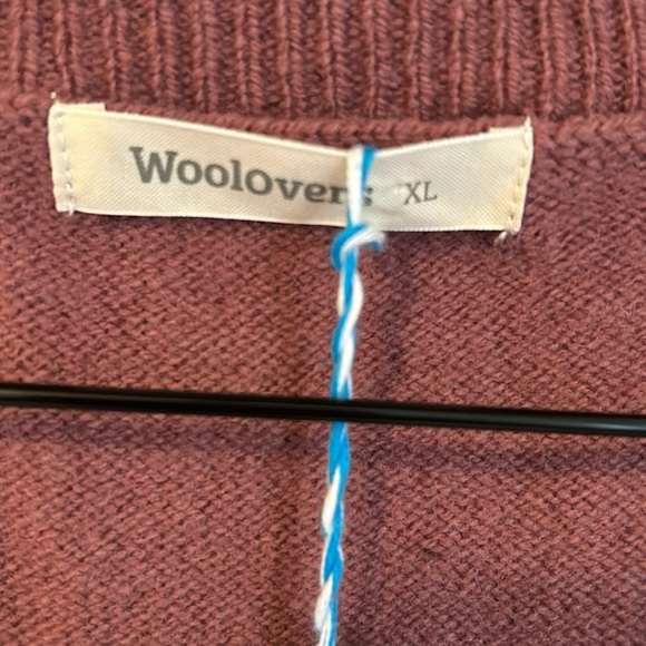 WoolOvers V Neck Merino Wool Vest Dusty Maroon - Picture 4 of 8